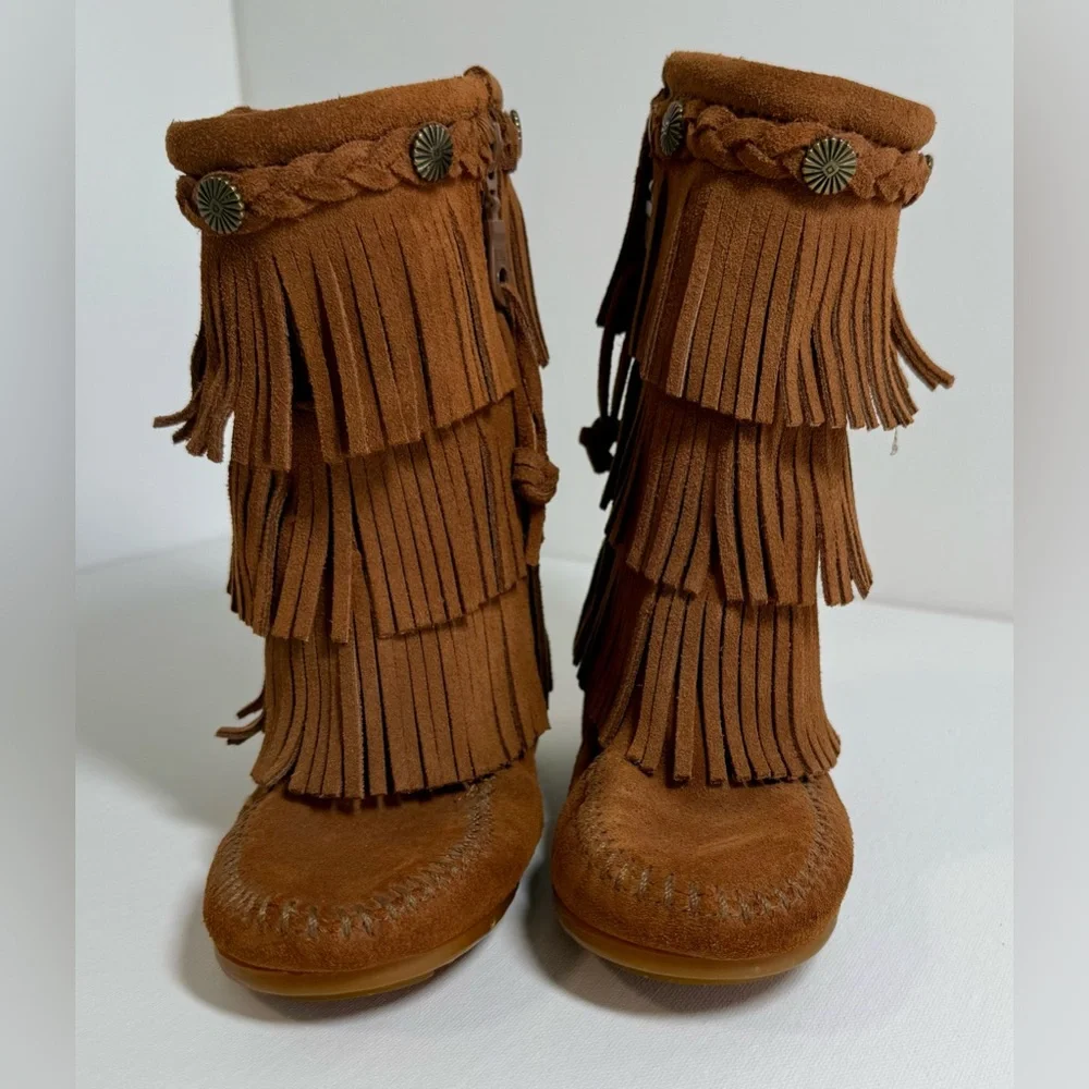 Minnetonka Girls Triple Fringe Suede Side Zip Soled Moccasin Boots Size 11